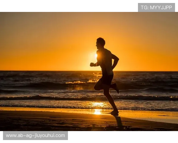 以扫腿舞动作融入足球训练探索身体协调与竞技表现的新融合路径